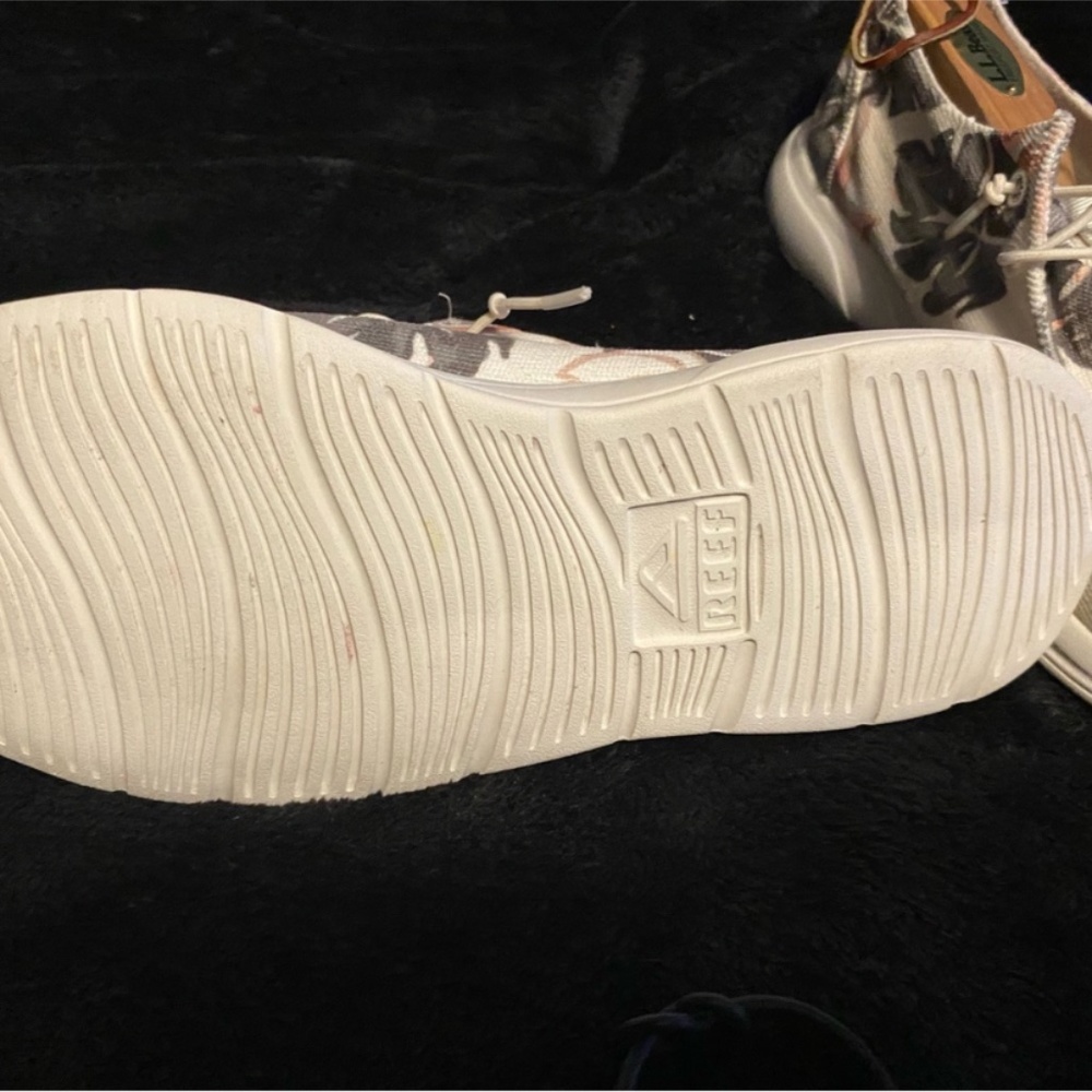 Reef sneaker - Picture 2 of 3